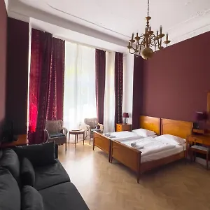 Hotel-maison Am Olivaer Platz Hotel Berlin