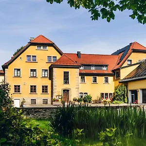 Landgasthof Haueis Gæstehus Marktleugast